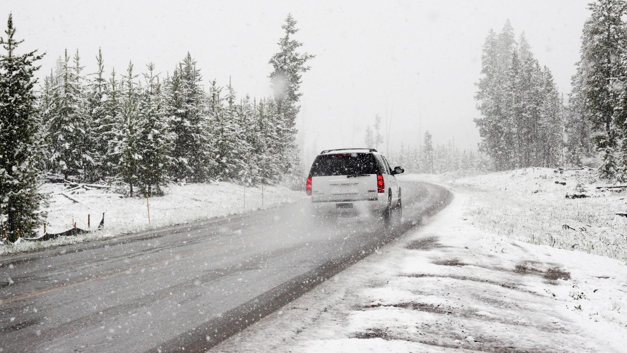 Czy warto kupować używane auto zimą? FINBOX portal